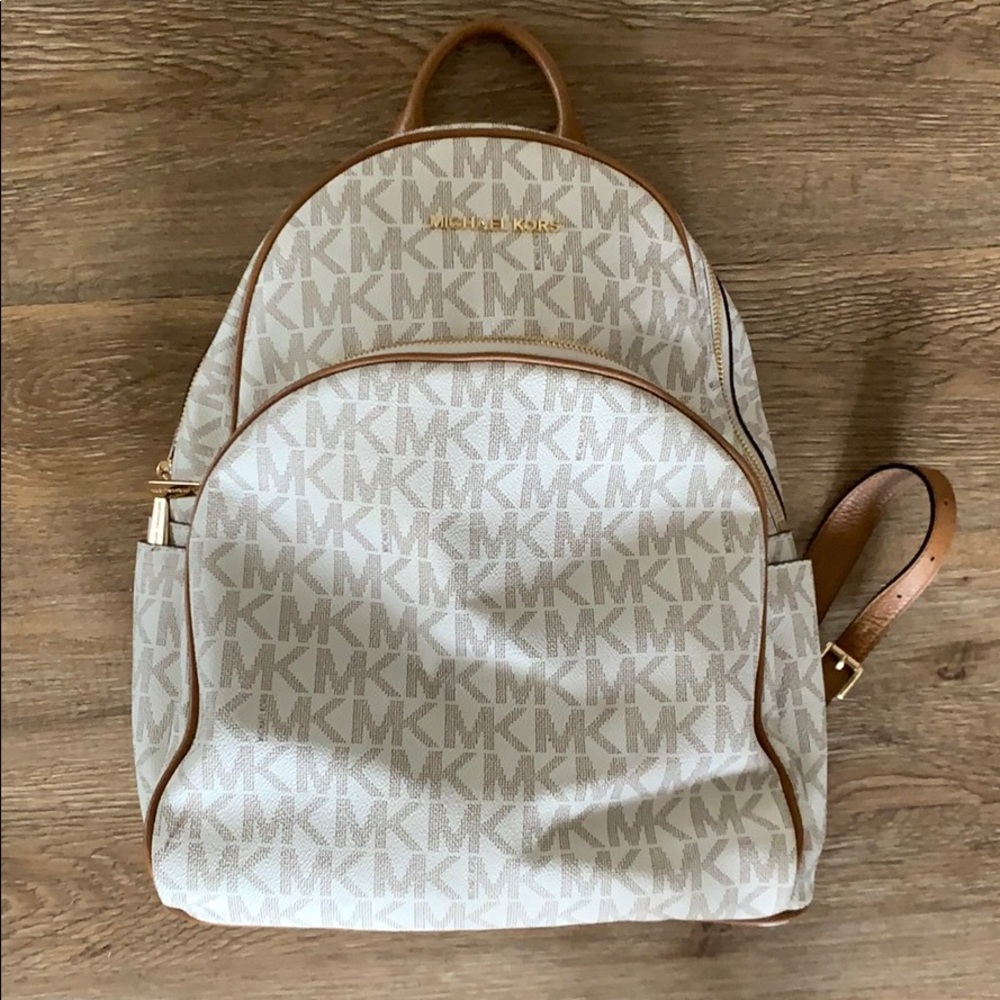 [Michael Kors] Leather Backpack